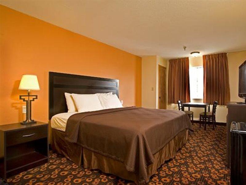Econo Lodge Inn & Suites Санта-Фе Экстерьер фото