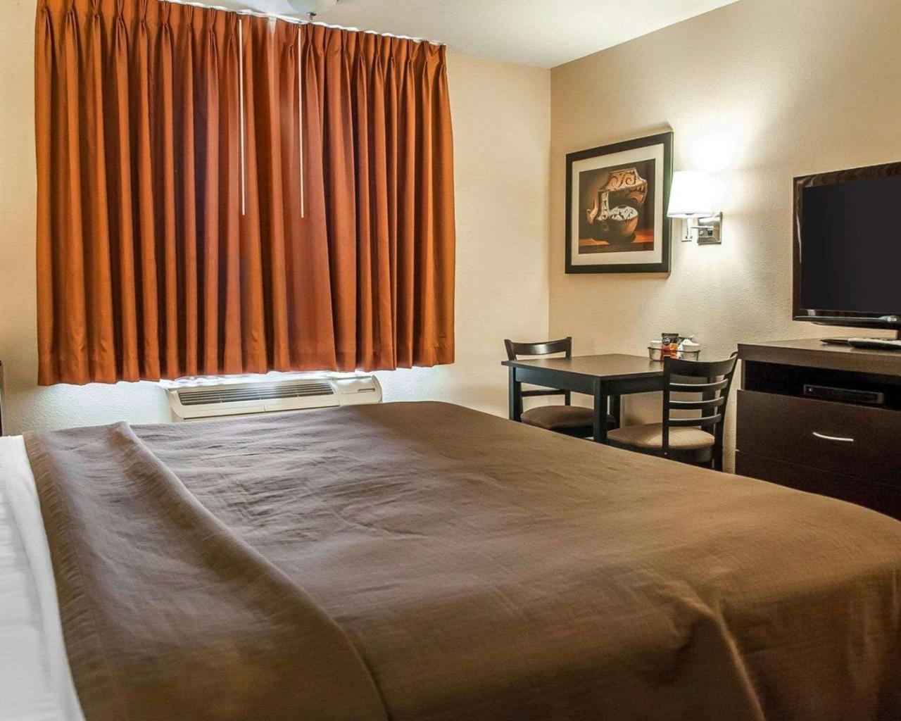 Econo Lodge Inn & Suites Санта-Фе Экстерьер фото