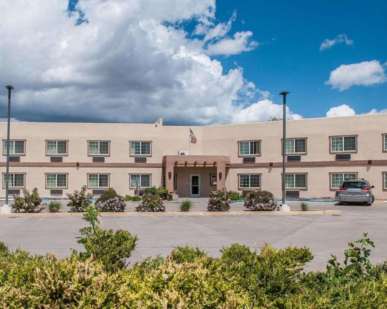Econo Lodge Inn & Suites Санта-Фе Экстерьер фото